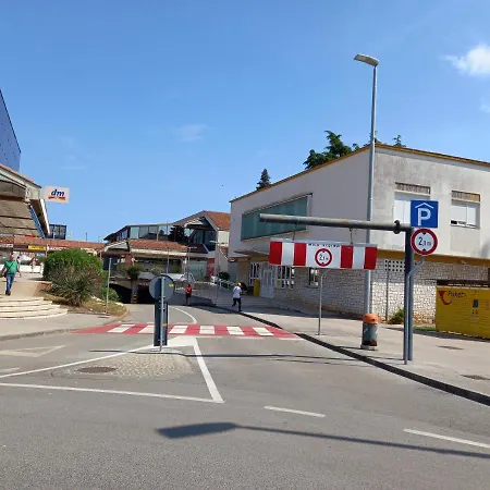 La Piazza Apartment Umag